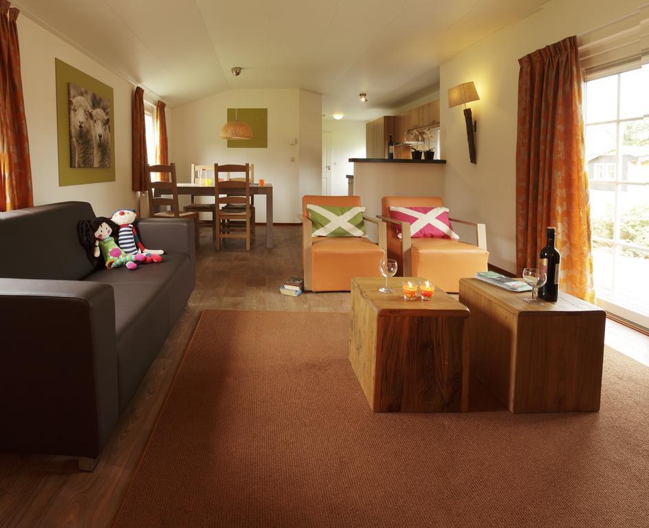 Vakantiepark De Twee Bruggen Winterswijk Kamer foto
